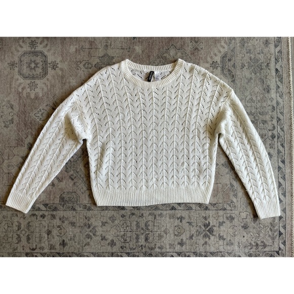 H&M White Knit Sweater - Picture 2 of 5